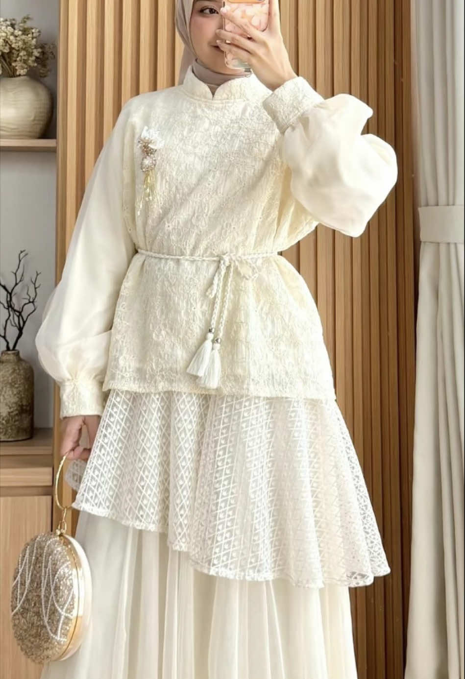 Hanya blousenya saja yang di jual ya bebkuuww full brukat blousenya #blouse #bajulebaran #blousemuslimah #fashiontiktok #fyp 