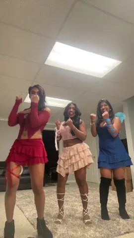 Someone needs to lock in @valenciajohn30 @jacelyn.roy  #halloween #brown #winxclub 