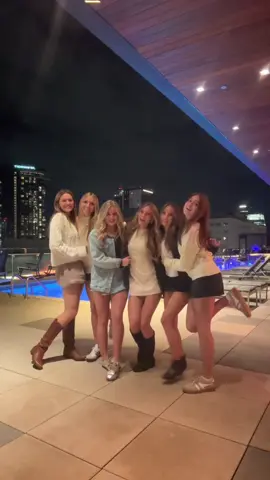 dinner 🍝 #fancy @paisley @holland @bailey @lane smith 