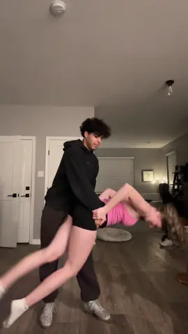 #dwts @Dylan Efron @DaniellaKaragach #dancingwiththestars #dance 