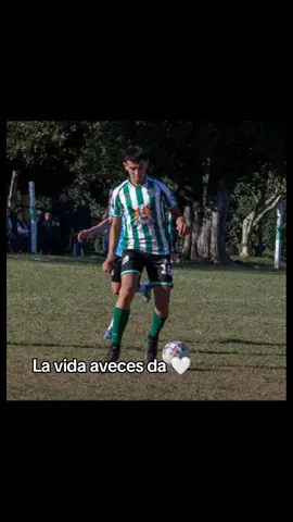 Nadie puede creer lo que te paso, eras tan joven, siempre  Te veíamos con esa Sonrisa, y ahora ya no te vamos a verte con esa sonrisa que siempre tenías 😭xq tenías que ser vos💔#pedritovive🥺🕊💔⚽️ 