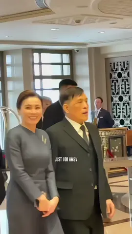 กลายเป็นคนยิ้มง่ายตอนไหนก็ไม่รู้ 💛💜 #HMSV #ในหลวงรัชกาลที่10 