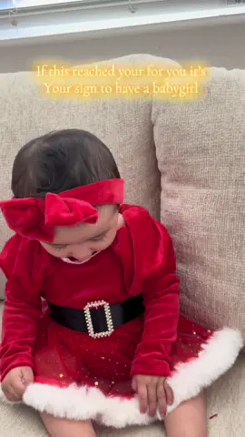 #christmas #babygirl #babyoutfits #christmasoutfit #fyp 