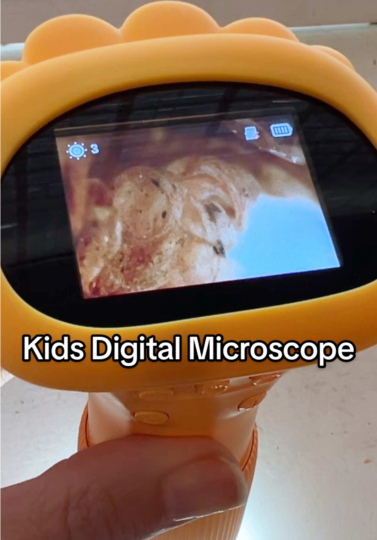 *SALE ENDS TODAY* This mini handheld digital microscope is the perfect Christmas gift for curious kids who love exploring. With 1000X zoom, LED lights, and built-in photo storage, it turns bugs, leaves, and everyday objects into fun STEM learning moments. Super easy for kids ages 3–12 to use and keeps them entertained while discovering the microscopic world. Perfect for moms looking for educational toys, boredom busters, and unique holiday gifts. #microscope #HolidayGiftIdeas #MomLifeFinds #KidsEducationalToys #stemtoys 