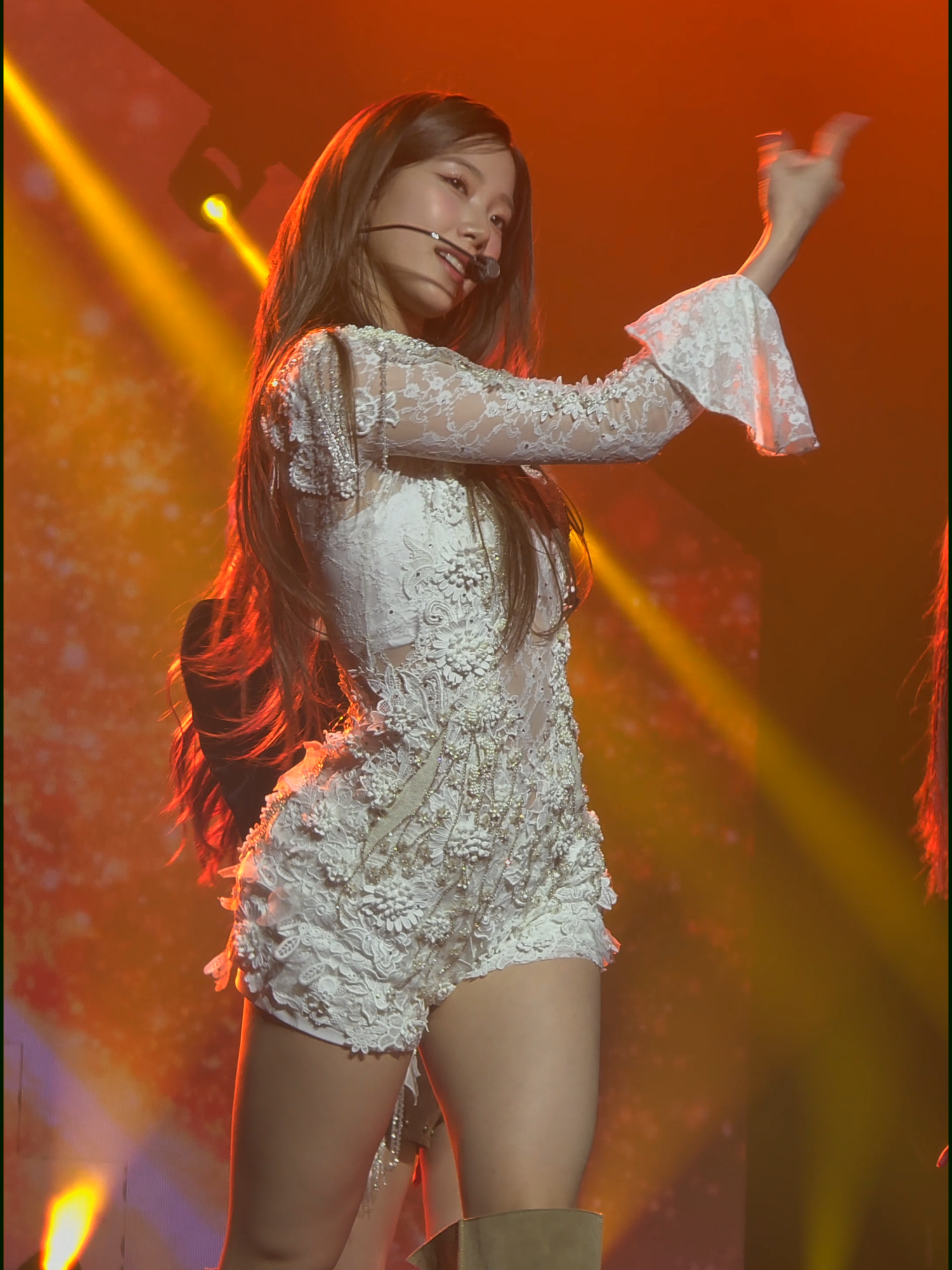 250810 HOT 夢の東京ドーム公演までD-2🔥 一瞬が永遠になるカズハのダンスが大好き #LE_SSERAFIM #KAZUHA #르세라핌 #카즈하 #EASY_CRAZY_HOT_ENCORE_TOKYODOME @le_sserafim