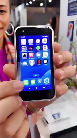 มินิสมาร์ทโฟน, XS16 4G, หน้าจอ 4.0 นิ้ว, WiFi และ GPS, Quad Core, Android 8.1, โทรศัพท์มือถือ, ร่างกายบางเฉียบ, กล้อง HD, Dual Sim, App Store, สมาร์ทโฟนปาล์มน่ารัก, RAM 2GB, ROM 16GB