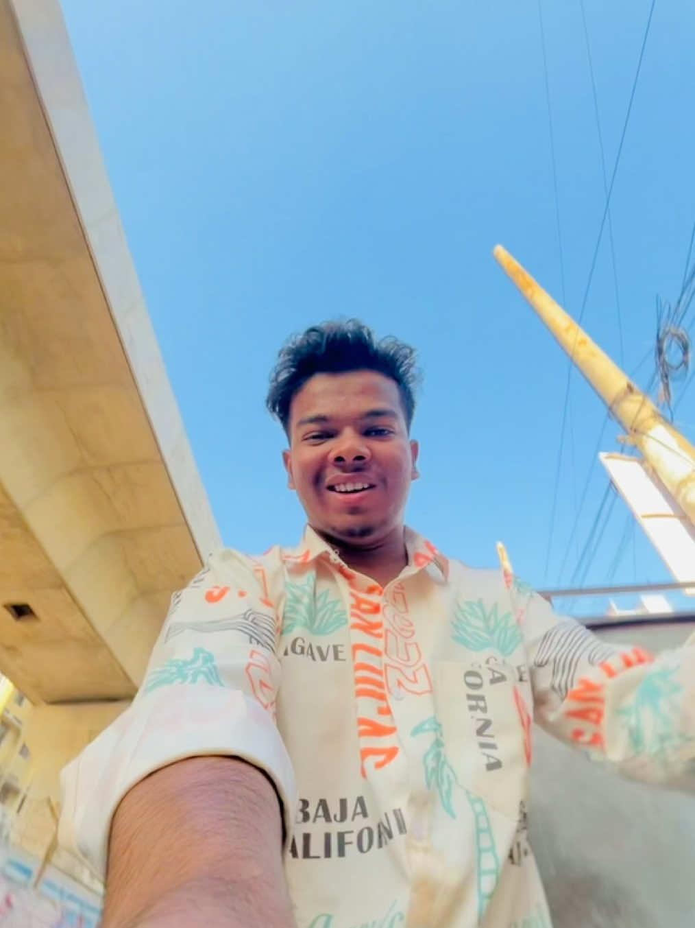 মেয়েদের মাথায় নাই ব্রেইন।তারা ইংলিশে চেটিং কইরা,আবার ইংলিশেই করে ফেইল😅🤣#Asifsadik #foryou #foryoupage #tiktok #100kviews bdtiktok Bangladesh 