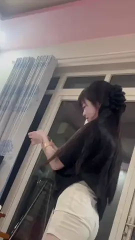 Con gái sửa soạn đi chơi đó hhii @Thiên Thơ 