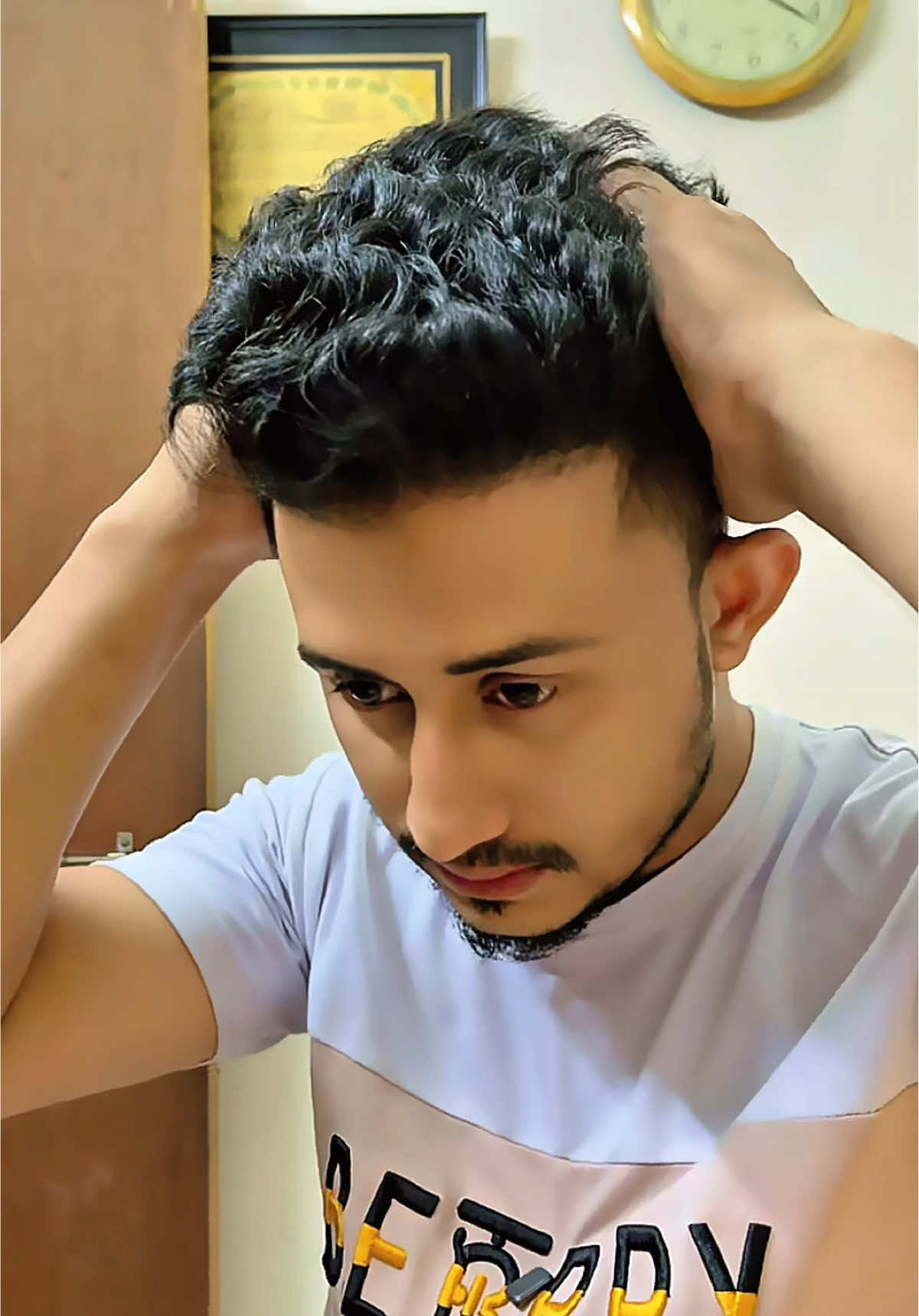 নিজের বউকে এতোটা কষ্ট দিও না যাতে তার মোনাজাতে তেমার জন্য বদদোয়া থাকে😔 #creatorsearchinsights #viralvideo #foryou #foryoupage #fypppppppppppppppppppppp 