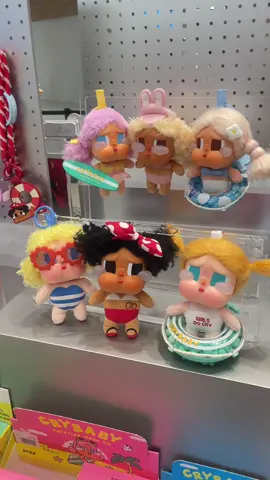 จุ่ม Crybaby คอลไปทะเล 🏝️🥹 #crybaby #popmart 