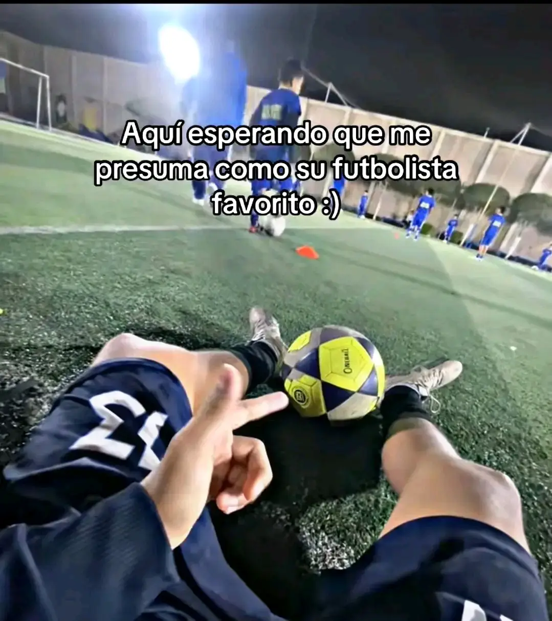 Aquí sigo esperando,no tardes . . #futbol #pasión #amor #motivación 