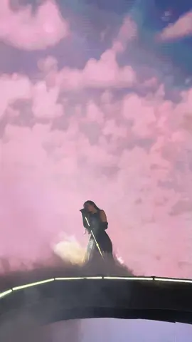 @Dua Lipa #radicaloptimism #radicaloptimismtour #saopaulo #happyforyou #dualipa 