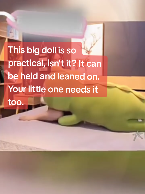 This big doll is so practical, isn't it? It can be held and leaned on. Your little one needs it too. # Doll # Plush doll # A great household item#consantanderconecto 
