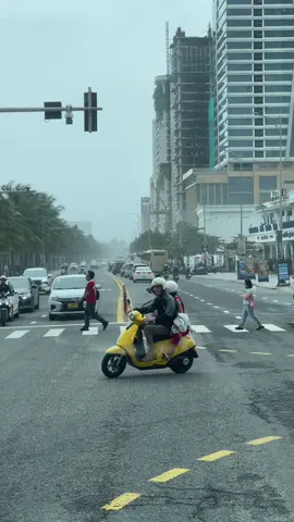 idol biển mỹ khê , công nhận bã lắc xiện kinh #fyp #danang #xuhuong 