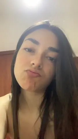 manden ideas de cerros sin internet para irme a vivir ahora q no tengo instagram y probablemente no tenga en un tiempo 😃💀