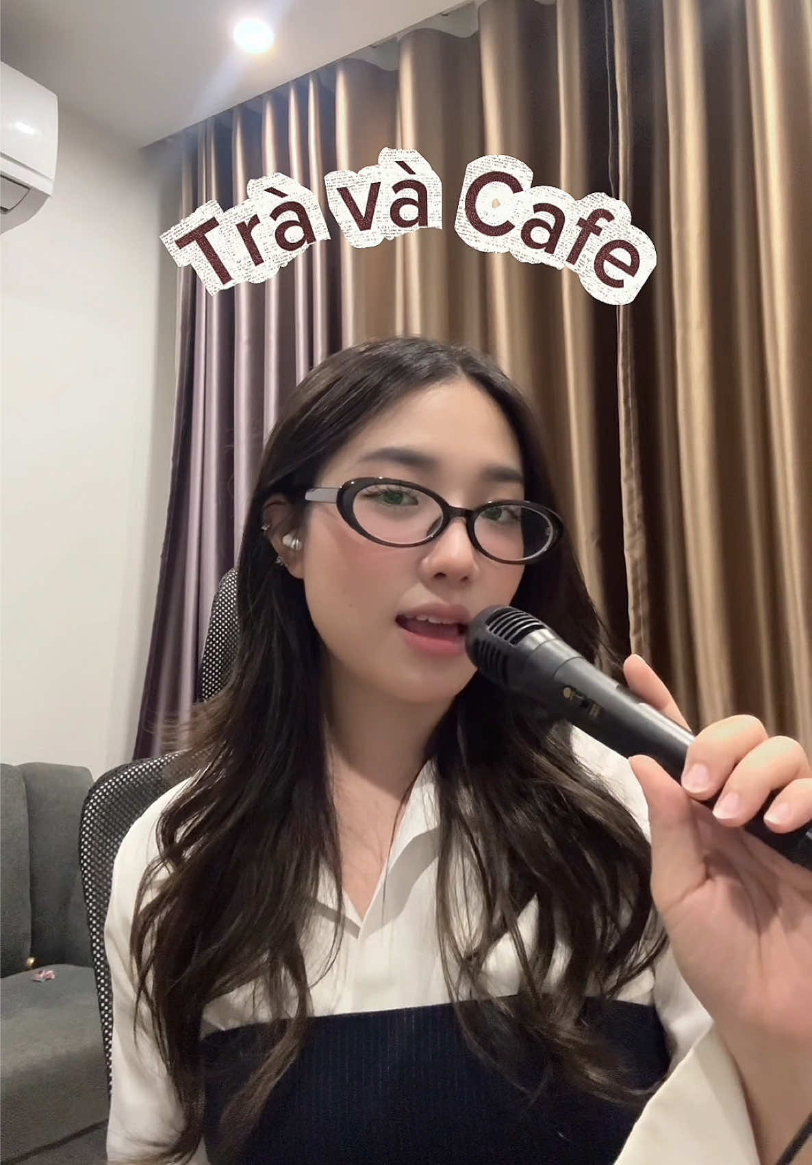 Mê bài này mãi hong thoát ra được, @Chi Xê mà reup tui xin phép được up phần 2 ạ💓 #travacafe #chixe #thaolinh #cover ##fyp 