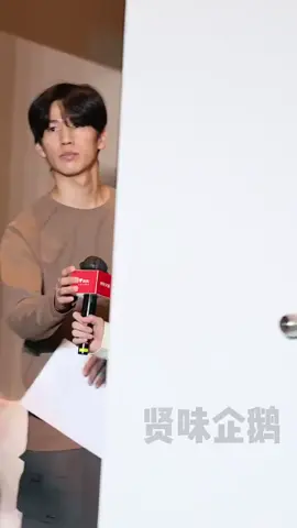 Baekhyun today Fansign in Shanghai cr : video  #baekhyun #EXO #엑소 #weareoneEXO 