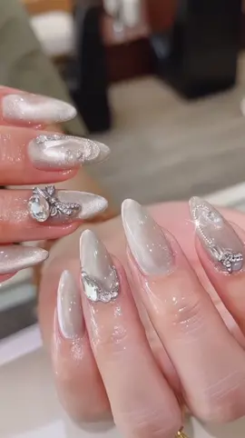 Bling cỡ này✨✨✨#xuhuong #tiktokviral #nailart 
