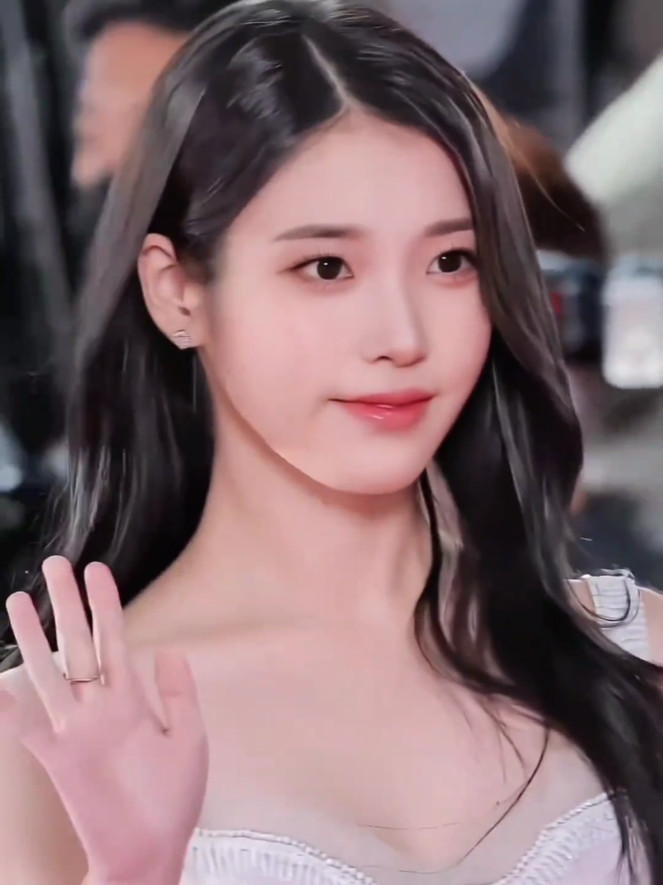 #iuleejieun #李知恩아이유 #IU #iu李知恩宝藏女孩 #iuleejieun散发舞台魅力 