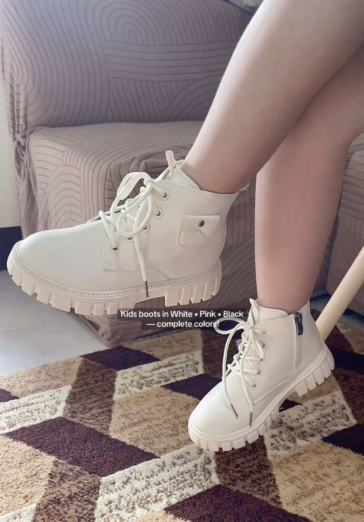Replying to @𝐇𝐢𝐫𝐚𝐢𝐚𝐡'𝐬 & 𝐂𝐨. Yes mommy! 🤍💖🖤 Available ang kids boots in white, pink, and black. Cute & comfy for your little one!  👢✨ #kidsboots #kidshoes #comfyshoes #shoesforkids #affordableshoes 