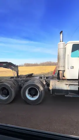 #Foryoupage #YoungFarmer 