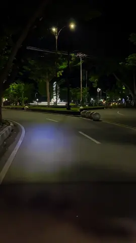 lagi malas mikir, maunya keliling kota palu semalaman sama kamu 🤪 #fyp #kelilingpalu #palu #palusulteng 