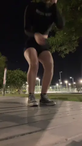 essa não é minha voz, tá com efeito tá bom?  kkkkjkjkk #foryoupage #treino #flexao 