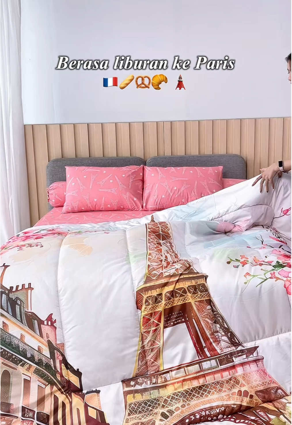 Sensasi tidur auto beda pake motif yang satu ini🥖👀✨👋🏻 Kintakun D'luxe -Motif Amoura- #kintakun #promoguncang1111 #paris #fyp #spreiaesthetic 