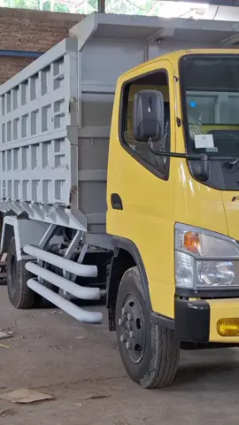 otw seszz #shtkaroseri #karoseriherman #dumptruckjogja #karoseribaktruck #tambangpasirmerapi 