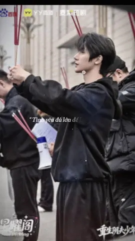 có bàn tay chở che ôm em mỗi khi đồng về💗#chunhatvibachhandi🔒🎠🔒 #bachhandi #朱一未🔒🔒 #xhtiktok #ilovetiktok 