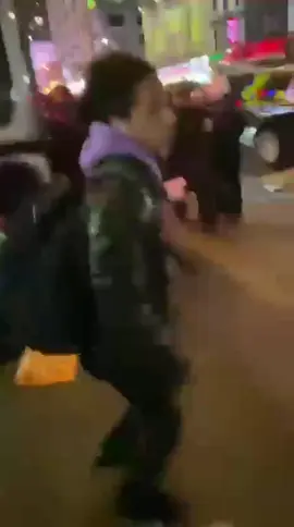 #paratiiiiiiiiiiiiiiiiiiiiiiiiiiiiiii #laja #minilaja👹 #newyork #dril 🤣🤣🤣🤦🏽‍♂️