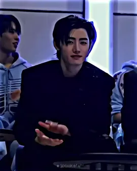 យកឆ្វេងឬស្តាំ? Meយកទាំង2🫶🏻#ENHYPEN #SUNGHOON #NI_KI #CAM_ENGENE #EDITOR 