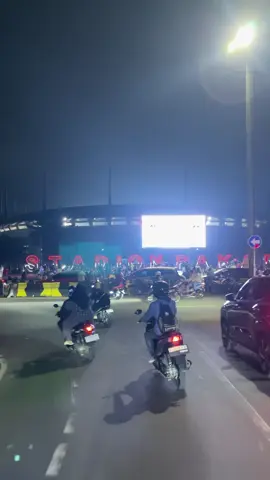 Kalian punya kenangan apa disini😁??#bogorvibes #bogoraesthetic #bogorhits#stadionpakansari #masjidrayabogor 