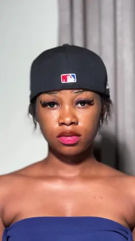 A quick clean beat through and through ✨✨✨ Makeup and 🎥- @phillys_touch  Hairstylist- @tonys_hairline  Dress- @catherinefashionplug  Accessories -  @vinnieauragemsandbeads___  Beauty- @_splashkwin  #phillystouch #makeupartistworldwide #makeuptransformation #makeupartistinnigeria #makeuptutorial         