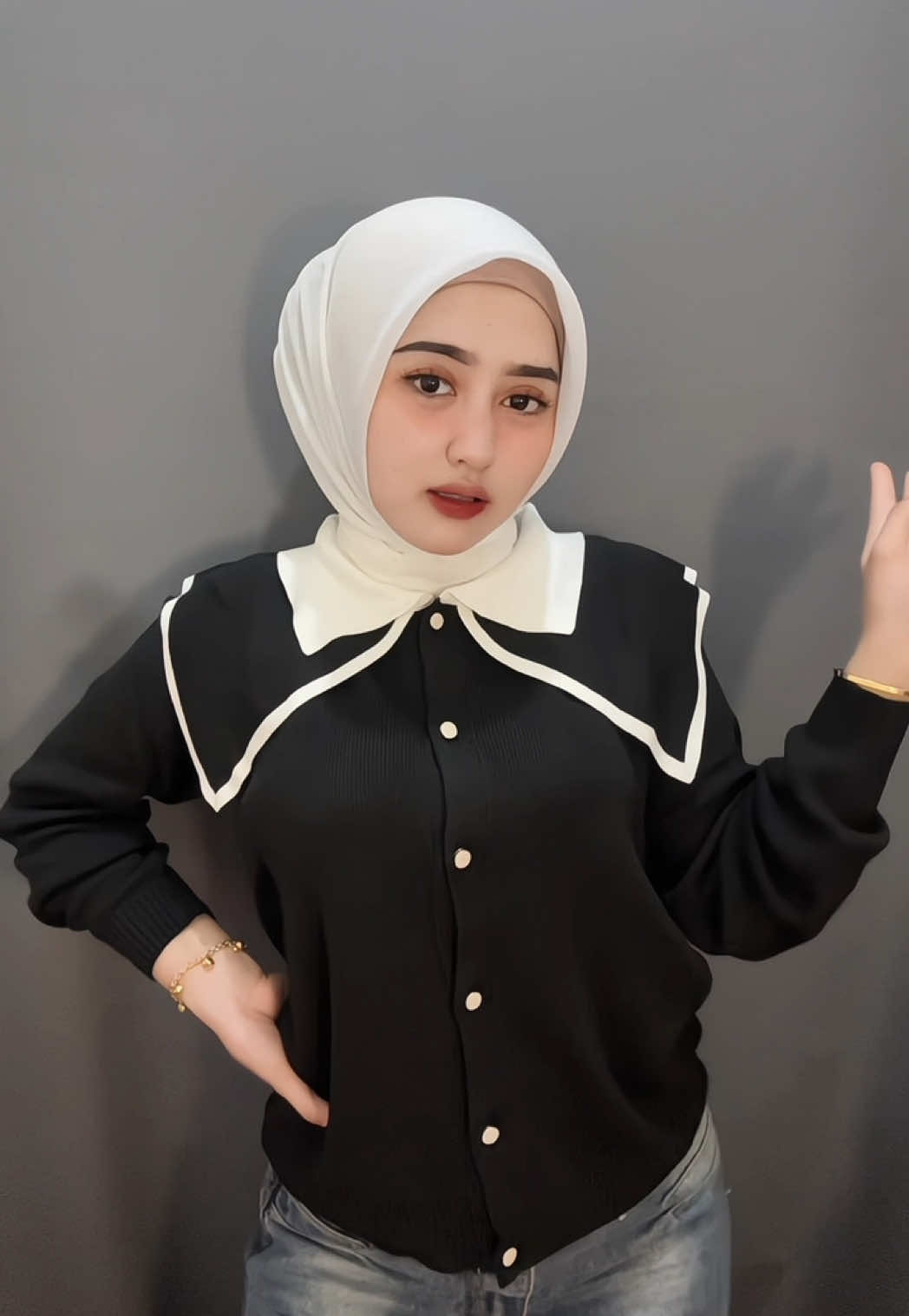 gemes bgt suka poll 😍  #atasanrajut #ootdhijab #fashion #OOTD 