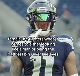 like ur telling me zhang weili and tracy cortez are the same species 🫩✌️ #UFC #bigleagues #jsn #nfl #fyp