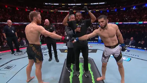 AUSTRALIA STAND UP 😤🇦🇺 #JackDellaMaddalena vs #IslamMakhachev goes down RIGHT NOW VeChain #UFC322 | #UFC #MMA