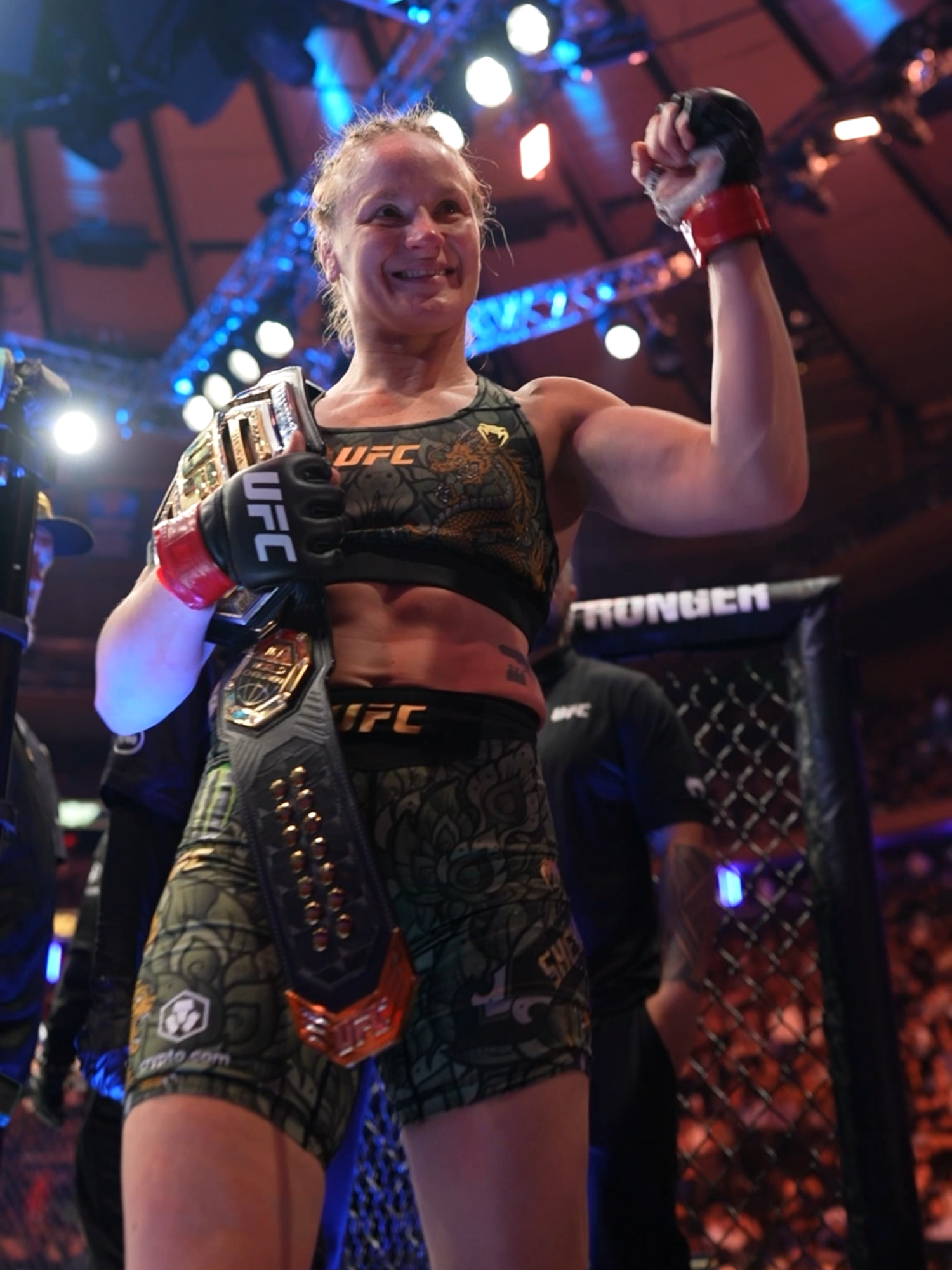 THE P4P NUMBER ONE WOMAN FOR A REASON 🚨 #UFC #mma #valentinashevchenko