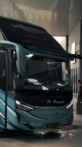 Ternyata sama hujan masih air 🥹 1% Air 99% nya kenangan 😔 . . . #ayonaikbis #haryantomania #poharyanto #sumenep #haryanto_mania 