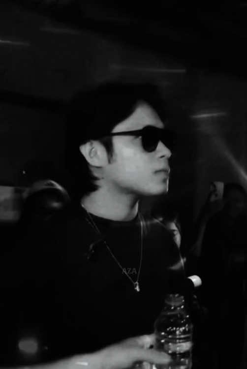 rony cuma minum tapi bs se-attractive ini?!😫 #ronyparulian #ronyparuliannainggolan #attractive #4u 