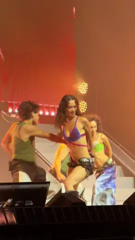 KATSEYE DANIELLA GNARLY DANCE BREAK???????? #katseye #beautifulchaostour #katseye_daniela #fyp 