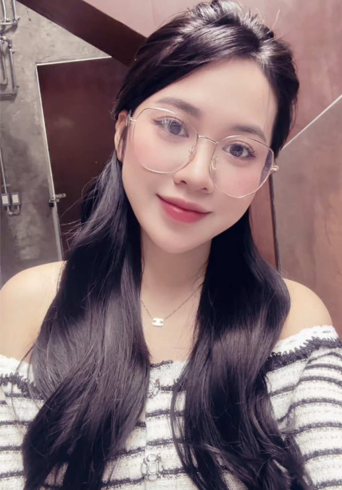 #fypシ゚ #xuhuong #outfit cô záooo 🤣