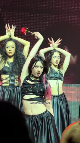 Love her so bad @KATSEYE @Megan Skiendiel #katseye #katseye_megan #beautifulchaostour #fyp #foryoupage 