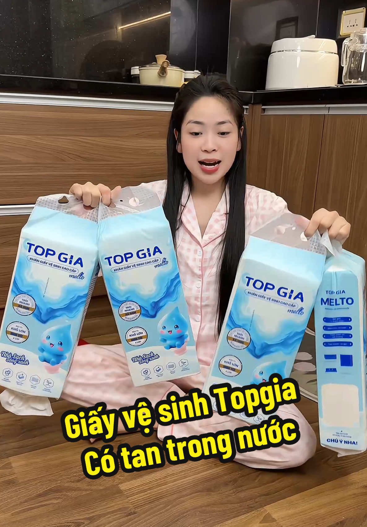 Topgia lại tung ra giấy mới nha cả nhà ơi #phươngđônganh #giayvesinhtopgia #giayvesinh #giayvesinhruttreotuongtopgia #giayvesinhtreotuong 