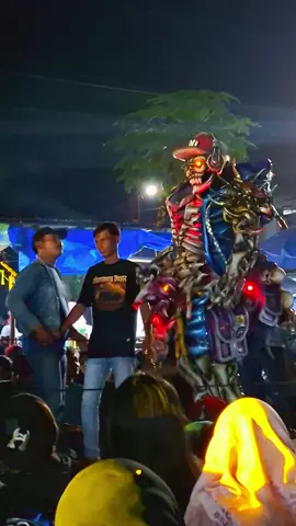 funky skull at pesona gondanglegi 🤘🏼 #pesonagondanglegi #kreatorkampoengtrem #kostumkarnaval #fyp 