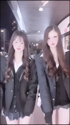 これ触られたらくすぐったくて笑っちゃうから浮かせてみたらなんか変になった𝒲𝒲𝒲𝒲𝒲𝒲#全身ダンス #ダンス #jk #神奈川 #fyp 