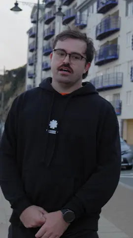 Garmin torch modes via interpretative dance 🧚 When we'd started losing the plot deep into our island relay challenge, this seemed like a good game to pass the time...