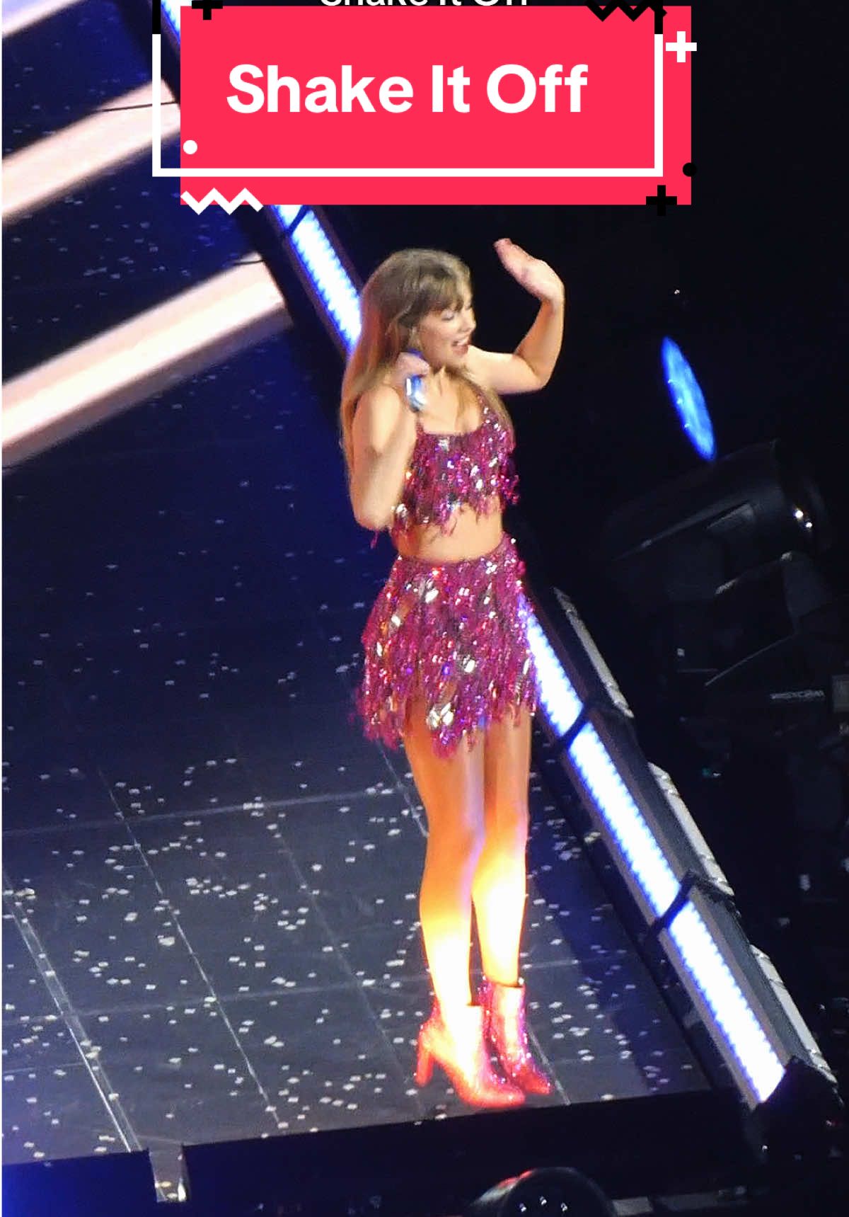 Shake it off 👏👏👏 @Taylor Swift @Taylor Nation #taylorswift #swiftie #swifttok #TSTheErasTour #tstheerastourontiktok 