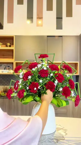 Gợi ý cách cắm hoa dâng ban thờ #huongdancamhoa #camhoabantho #huongdancamhoatainha #camhoatet #viraltiktok 