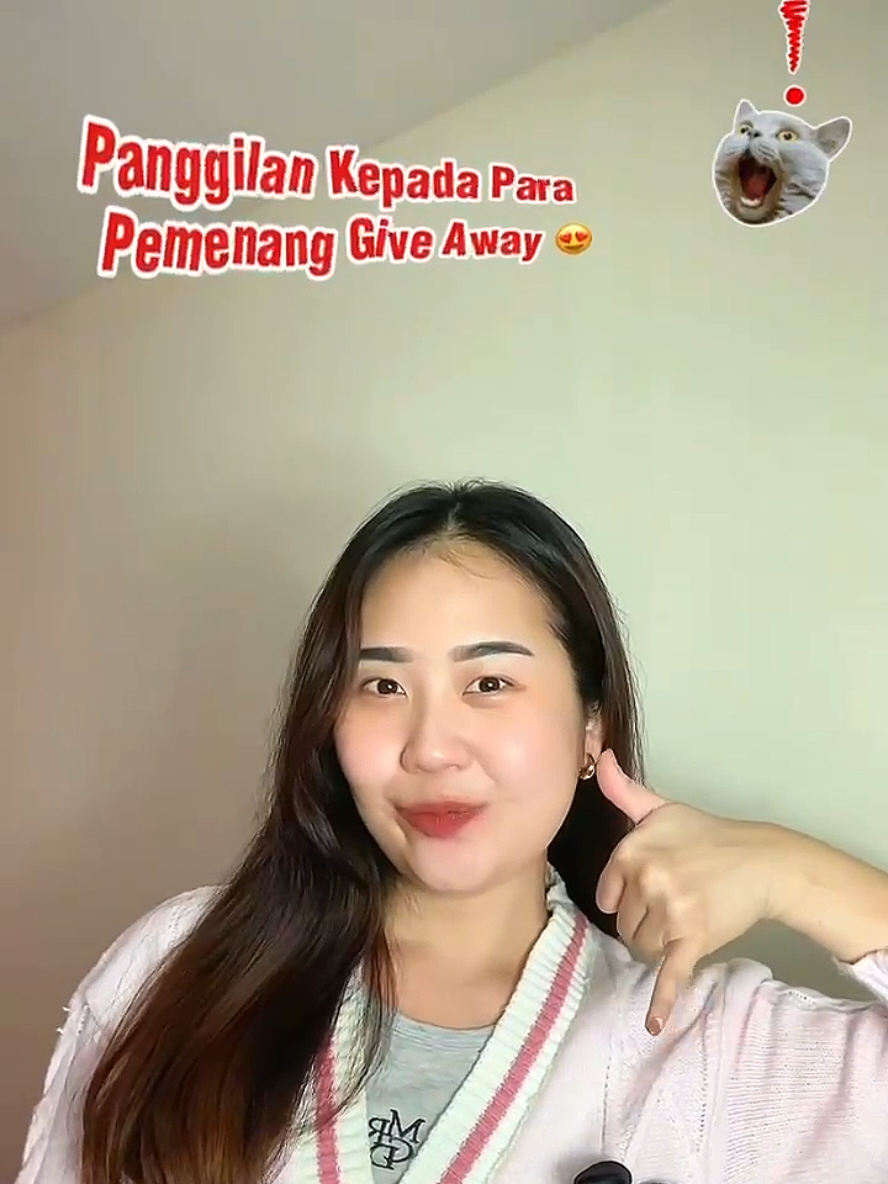 🎉 GIVEAWAY WINNERS ANNOUNCEMENT! 🎉 Thankyou Fufufriends for the love and amazing participation 💖  Congrats kepada :  1. @rhaniiaa5  2. @citra_2958  Congratulations! 🥳🎉 Untuk yang belom menang, jangan berkecil hati yah..  Minfu tunggu untuk  join di giveaway berikut yah 🫶🏻😍  #giveaway #makeup #giveawaymakeup #skincare 